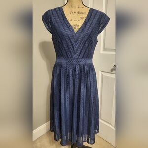 BRAND NEW Miusol Size Large Navy Blue Pleated Dress Lace Lined Zipper